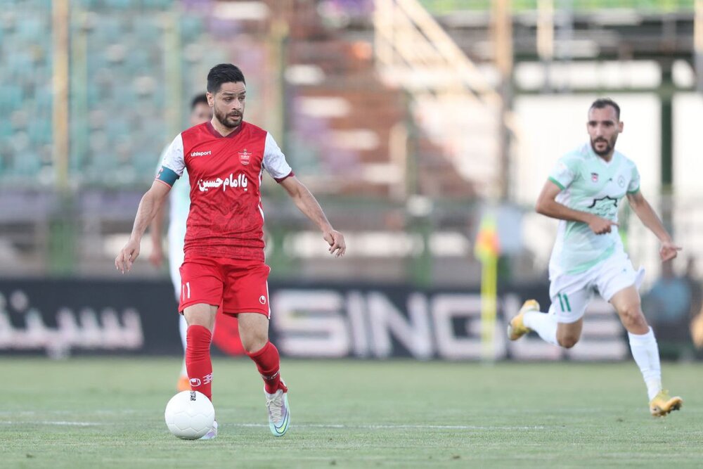 بازوبند کاپیتانی از بازوی علیرضا بیرانوند در پرسپولیس جدا شد