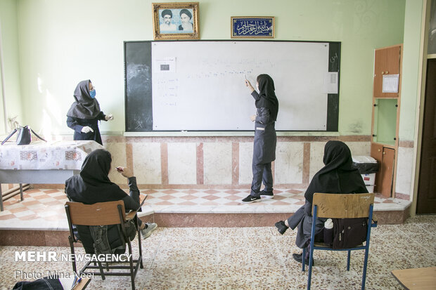 بازگشایی مدارس نیازمند جلب مشارکت حداکثری خانواده‌ها و معلمان است