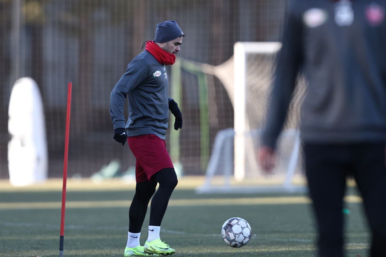 بازگشت ارونوف به تمرینات پرسپولیس در فاصله دو روز تا بازی با شمس‌آذر