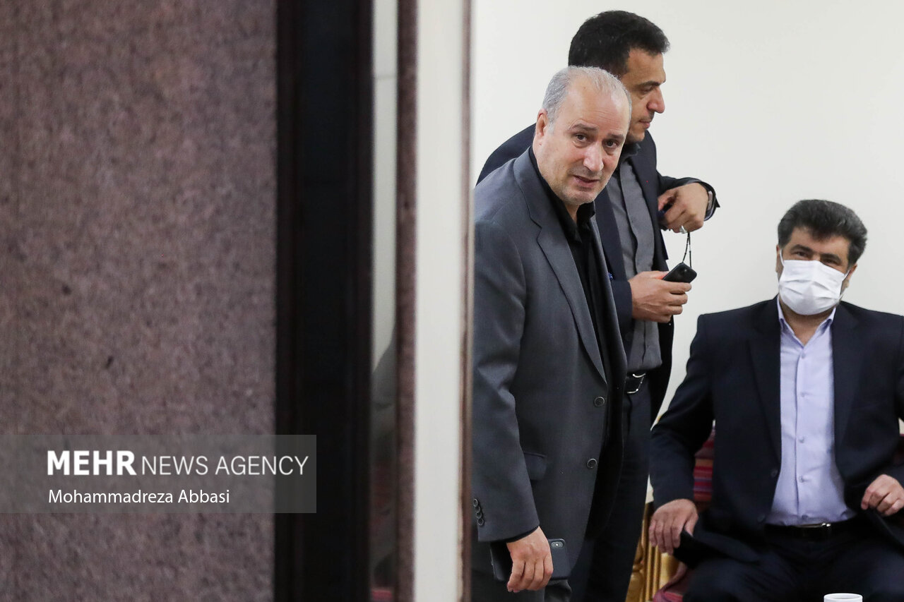 بازگشت «تاج» در شب جنجالی فوتبال/«شتر گاو پلنگ»فدراسیونِ مدل۱۴۰۱