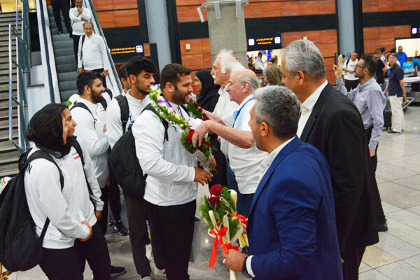 بازگشت تیم ملی دوومیدانی ایران از کرهجنوبی بدون حاشیهسازان