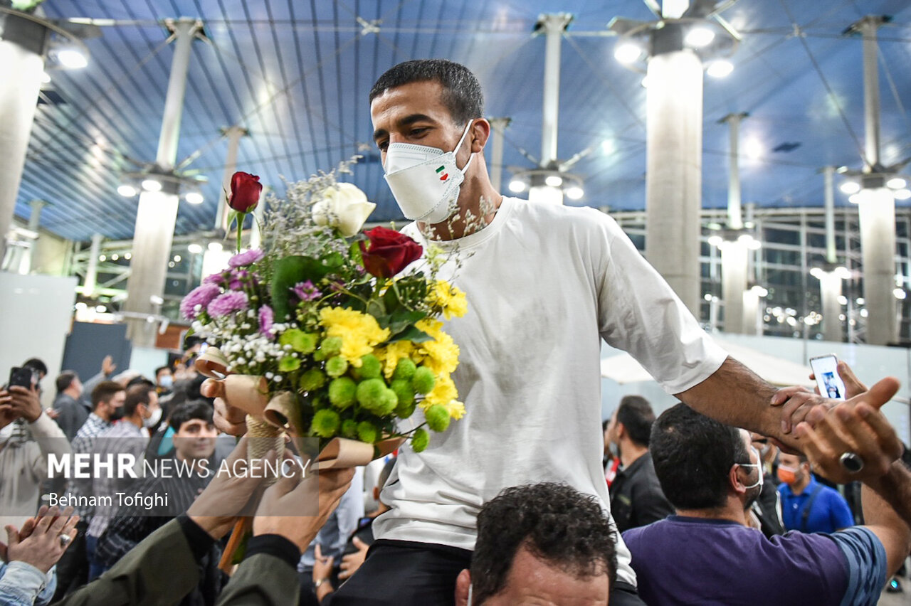 بازگشت تیم ملی کشتی فرنگی