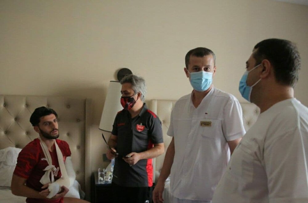 بازگشت جداگانه مهاجم پرسپولیس به ایران منتفی شد