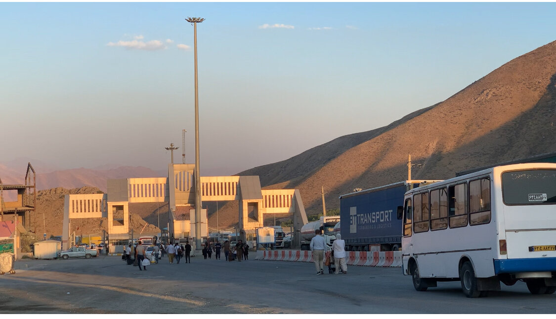 بازگشت زائران اربعین حسینی از مرز تمرچین شامگاه
پنجشنبه