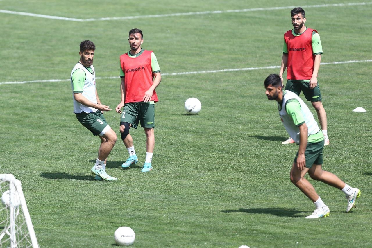 بازگشت هافبک پرسپولیس به تمرینات گروهی