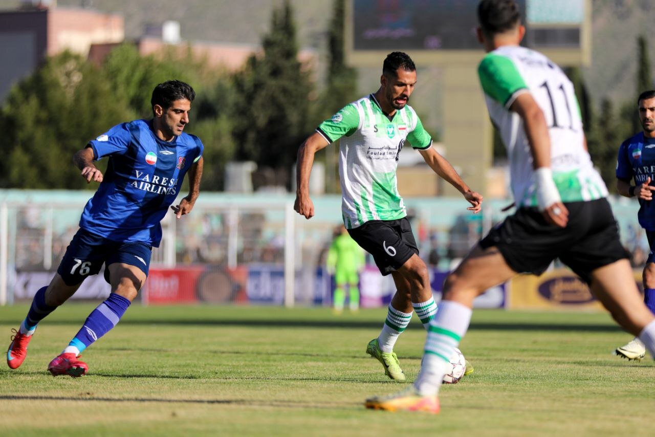 بازی مرگ و زندگی را خیبر برد؛ VAR هم به داد نساجی نرسید