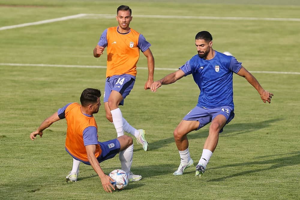 بازی نکردن با تیمهای بزرگ مسئلهساز نمیشود