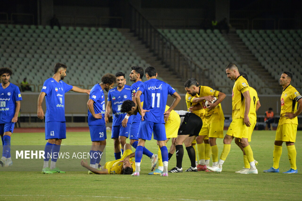 بازیکن تیم استقلال خوزستان به کمیته انضباطی باشگاه فراخوانده شد