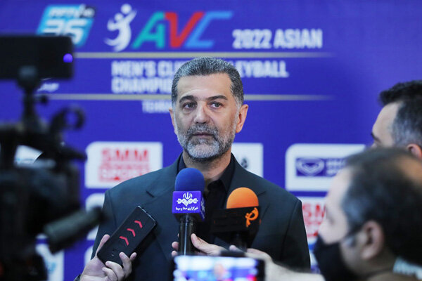 بازیکنانم فداکارانه جنگیدند/مقابل بهترینهای دنیا فوق العاده بودیم