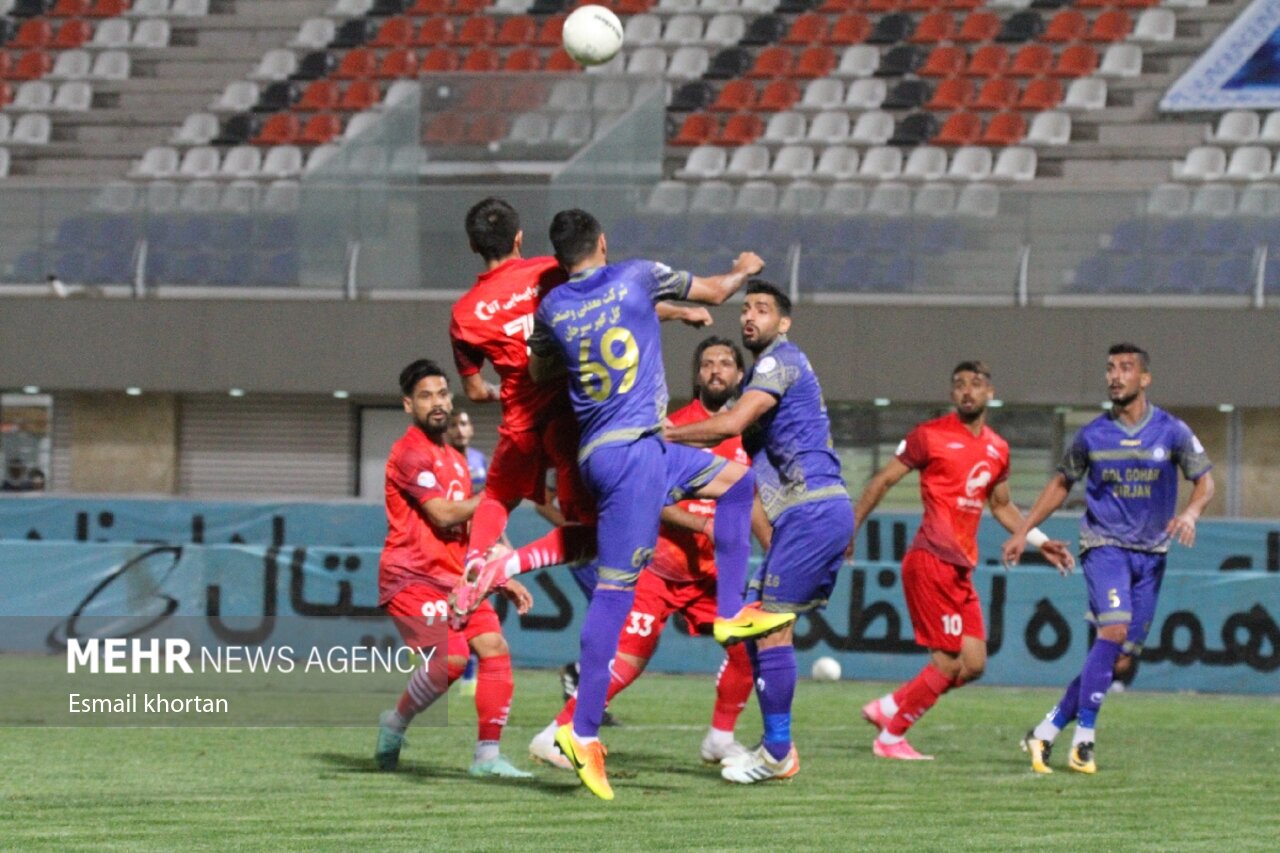 باشگاه تراکتور هم خواستار دریافت تبلیغات محیطی فوتبال شد