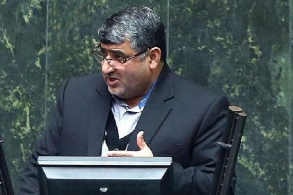 «باغگلی» نمیتواند برای تأمین معاش فرهنگیان کاری کند