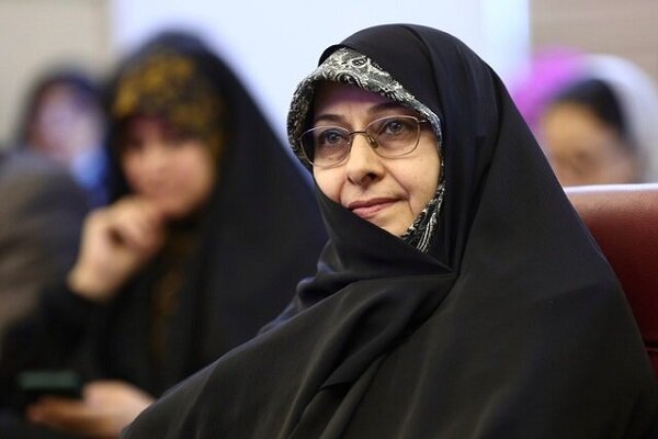 بانوان با مقاومت در جنگ اقتصادی موجب بالندگی و عزت ایران‌هستند