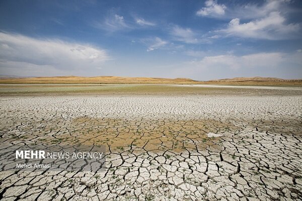 بحران آب و خشکسالی مهم‌ترین تهدید پیش‌روی استان‌ها