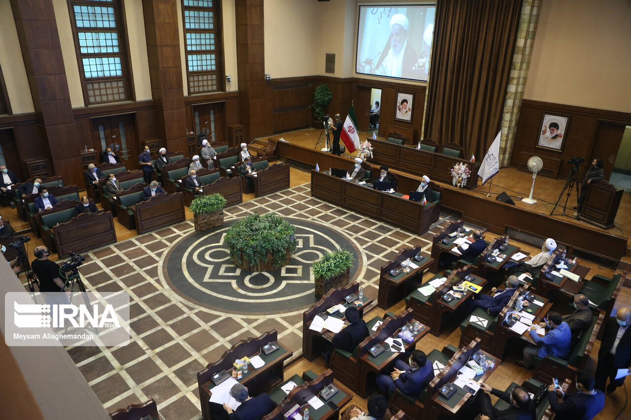 بخشنامه رئیس دیوان عالی کشور درباره تغییر کاربری زمین‌های کشاورزی و باغ‌ها