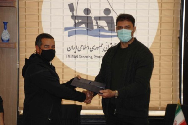 برای کسب مدال اینجا هستم/ قایقرانان ایران در آب می جنگند