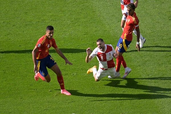 برتری قاطع اسپانیا برابر کرواسی/ یاران «مودریچ» تنبیه شدند +فیلم