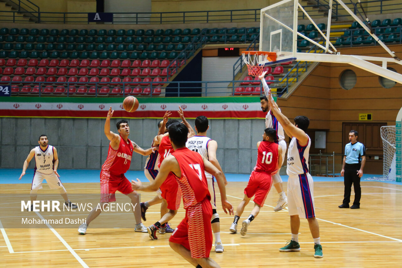 برتری مهرام در رقابت تهرانی ها/ رعد مقابل مشهدی ها شکست خورد
