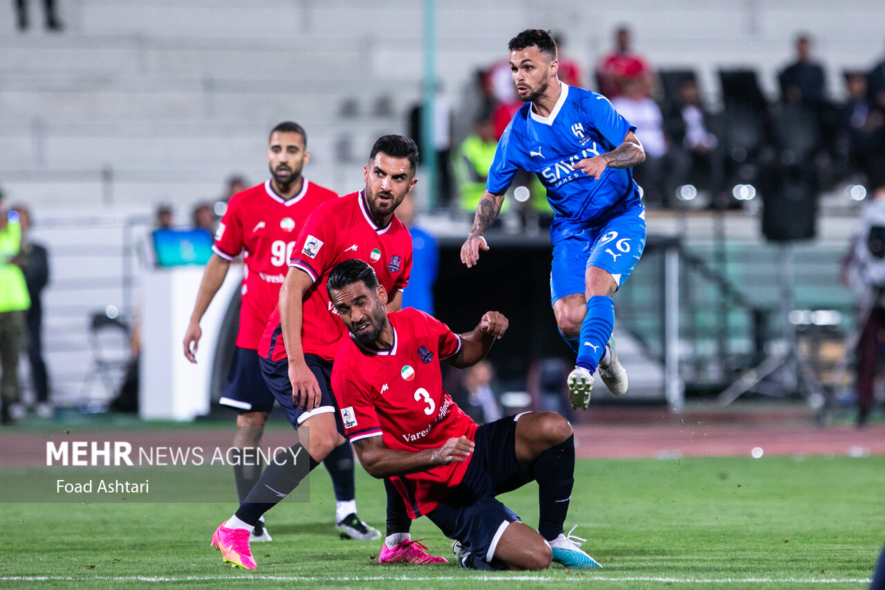 برتری نساجی مقابل نوبهار در نیمه اول