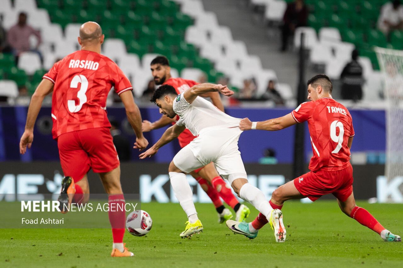 برخلاف خط حمله در دفاع ضعف داریم/ لزوم اصلاح زیرساختهای فوتبال