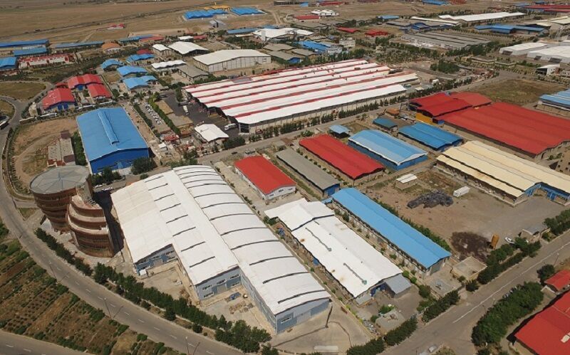 برخورد جدی با دلال بازی در شهرکهای صنعتی کشور در دستور کار است