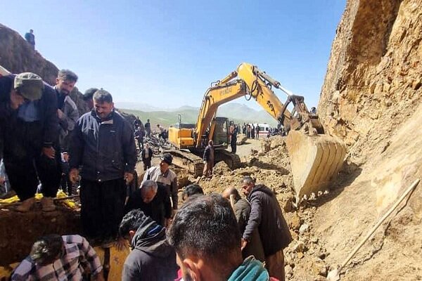 برخوردبا مسببین ریزش معدن مهاباد؛توقف فعالیت معدن