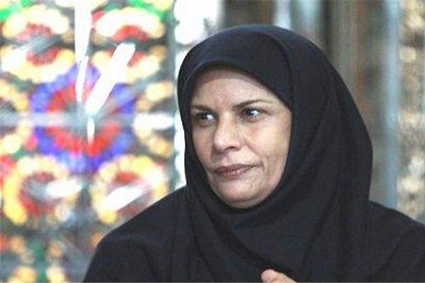 برخی از آثار کشورهای دیگر در حد جشنواره فجر صنایع دستی نبود