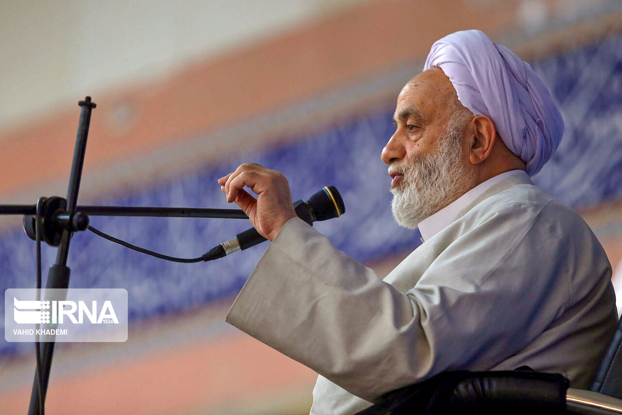 برخی مسئولان به نهضت سواد آموزی عقیده ندارند/ در مدیریت علمی خیلی ضعیف هستیم