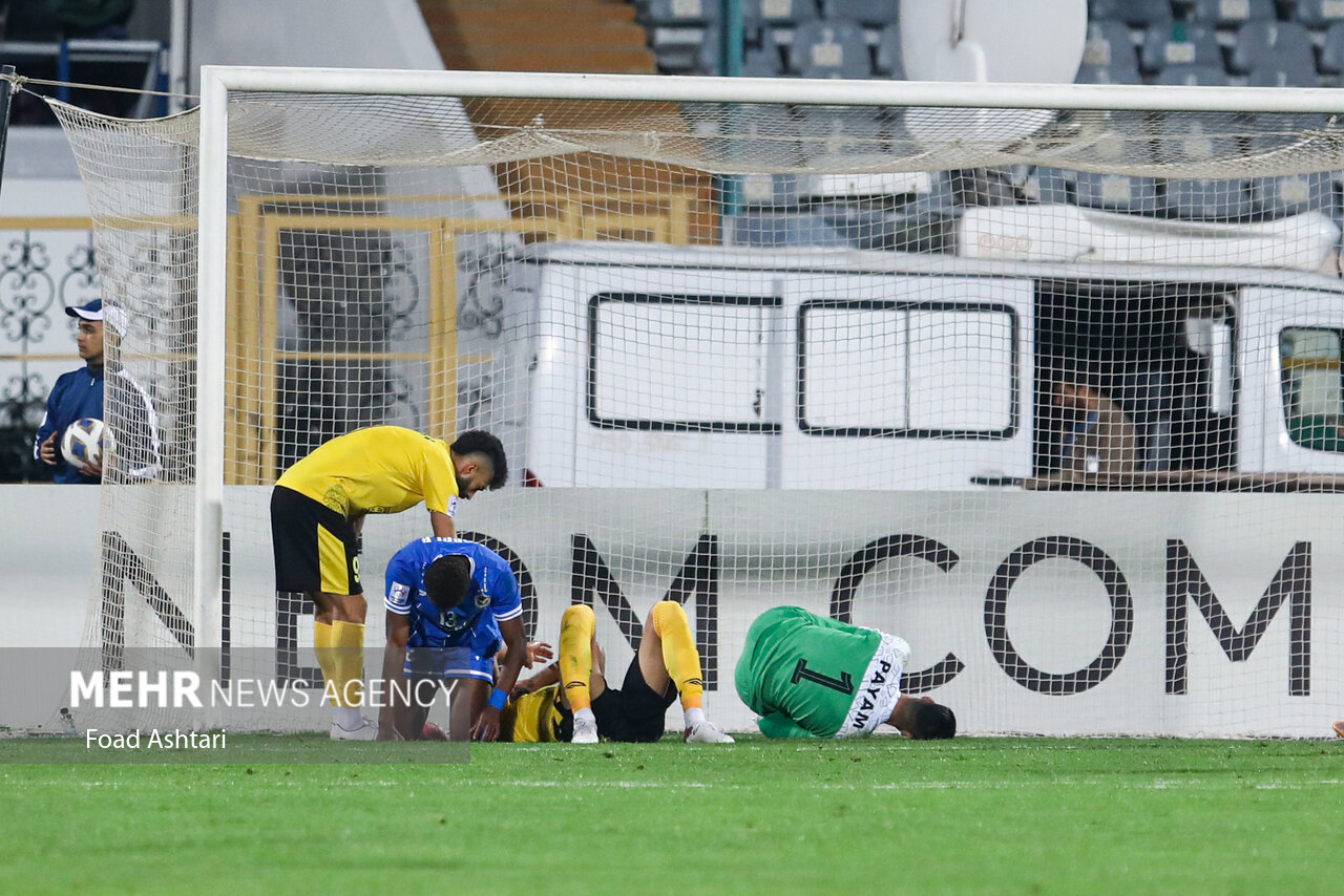 برد الاتحاد مقابل سپاهان در نیمه اول