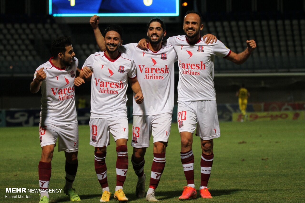 برد بزرگ هوادار مقابل تراکتور و توقف گل گهر/ مس و فجر شکست خوردند