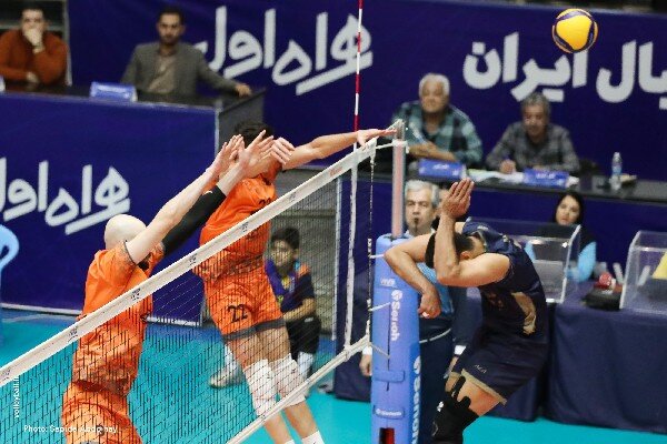 برد پیکان و صعود ۳ پلهای/فولاد همچنان در صدر جدول