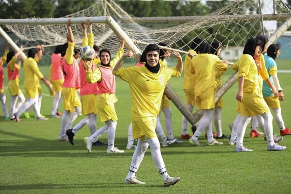 بررسی رقبای تیم ملی فوتبال بانوان ایران/ چهار تیمی که باید شکست بخورند