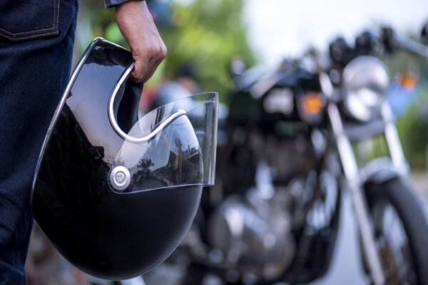 بررسی طرح صدور گواهینامه موتورسیکلت ویژه بانوان در مراجع قانون‌گذاری