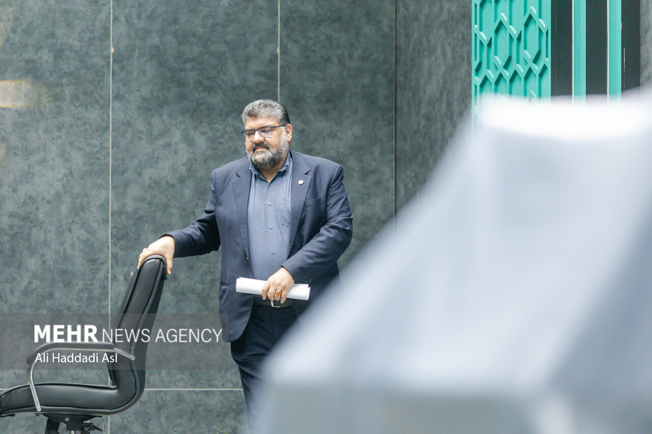 بررسی مشکلات حقوقی به نفع مردم کشور خواهد بود