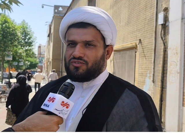 برنامه‌های روز غدیر در سنندج با مشارکت عموم مردم در حال برگزاری است