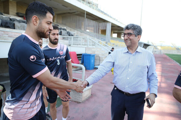 برکناری رضا درویش شایعه است/ میخواهیم پرسپولیس جزیره ثبات باشد