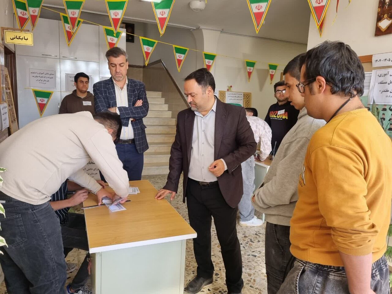 برگزاری انتخابات شوراهای دانش‌آموزی در مدارس استثنایی کردستان