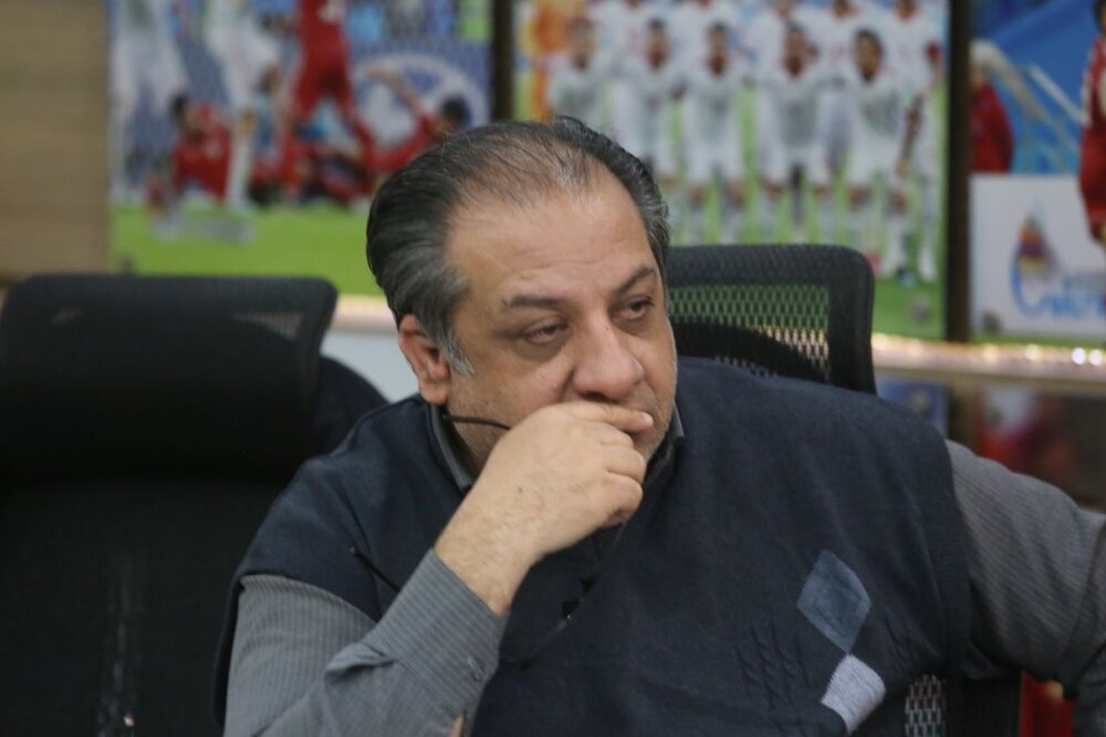 برگزاری بازی‌های لیگ بدون تماشاگر در اختیار سازمان لیگ
نیست