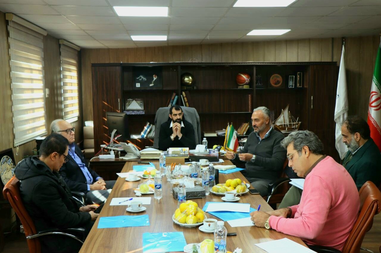 برگزاری جلسه کمیته فنی فدراسیون بسکتبال با حضور سرمربی تیم ملی