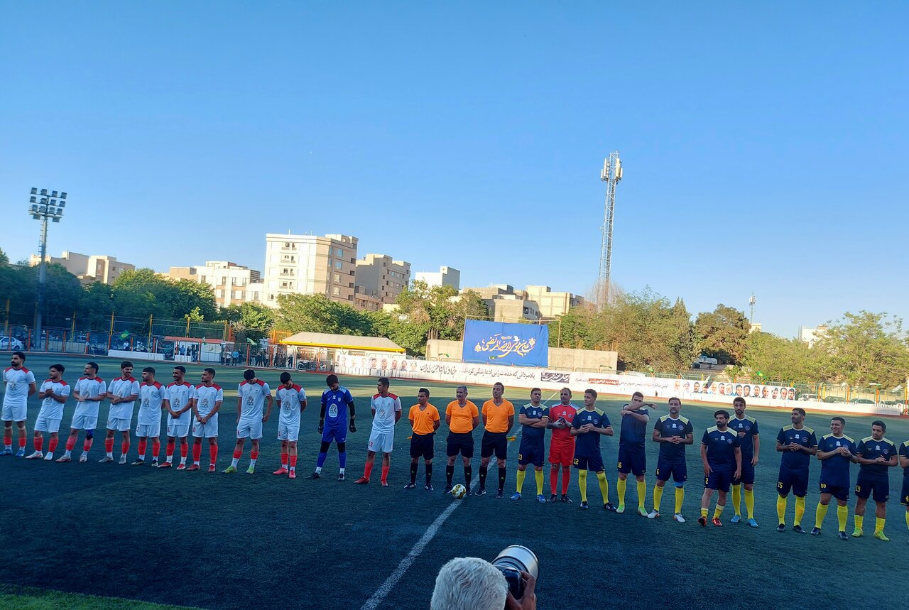 برگزاری مسابقه فوتبال به مناسبت سالگرد شهادت شهدای خدمت