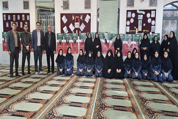 برگزاری نمایشگاه «ایران قوی، زنان نقش آفرین» در کازرون