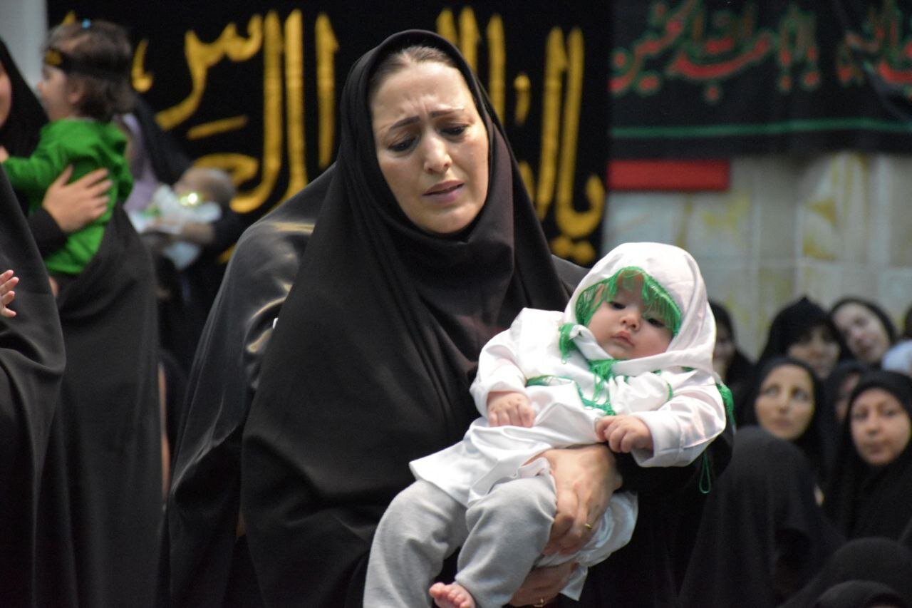 برگزاری همایش شیرخوارگان حسینی در مهدیه سنندج