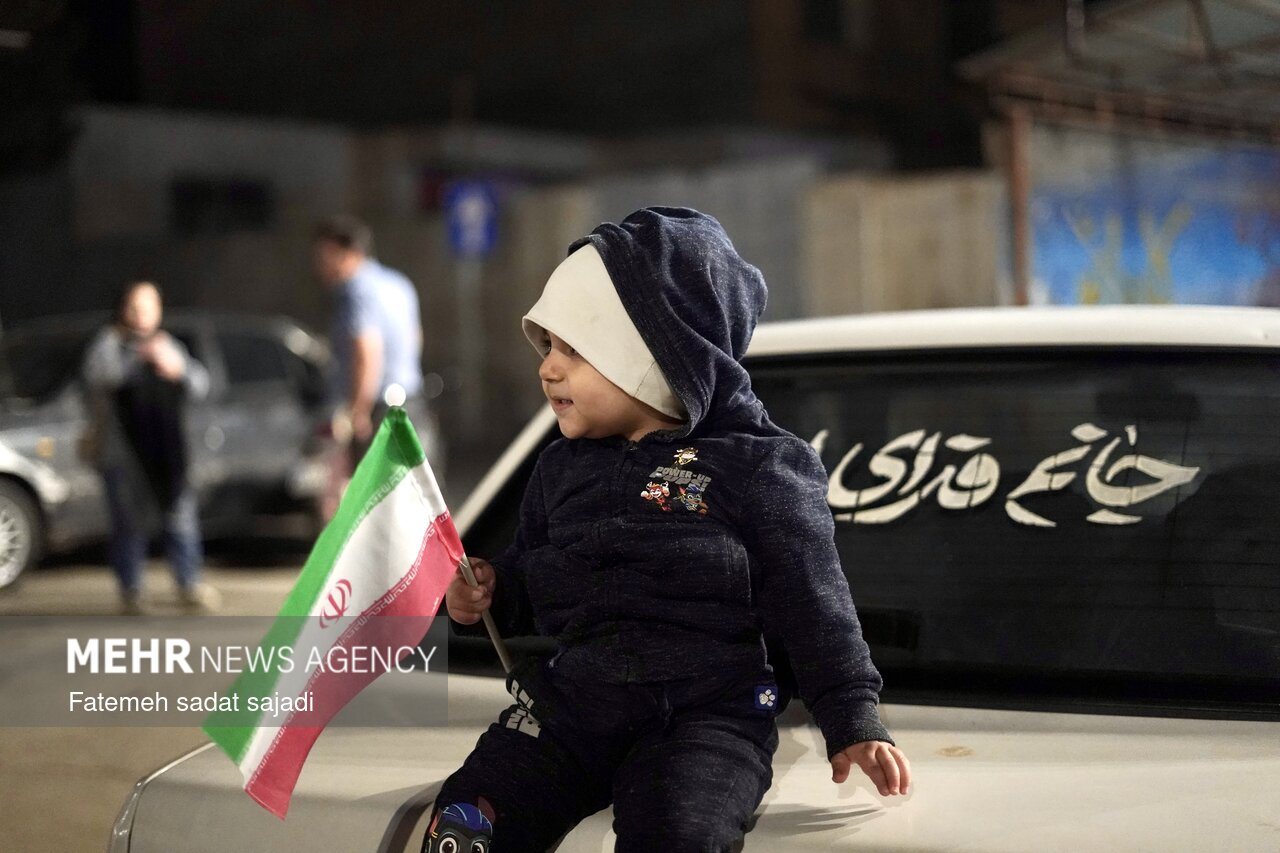 برگزاری کاروان خودرویی در ارومیه برای بیعت با رهبری