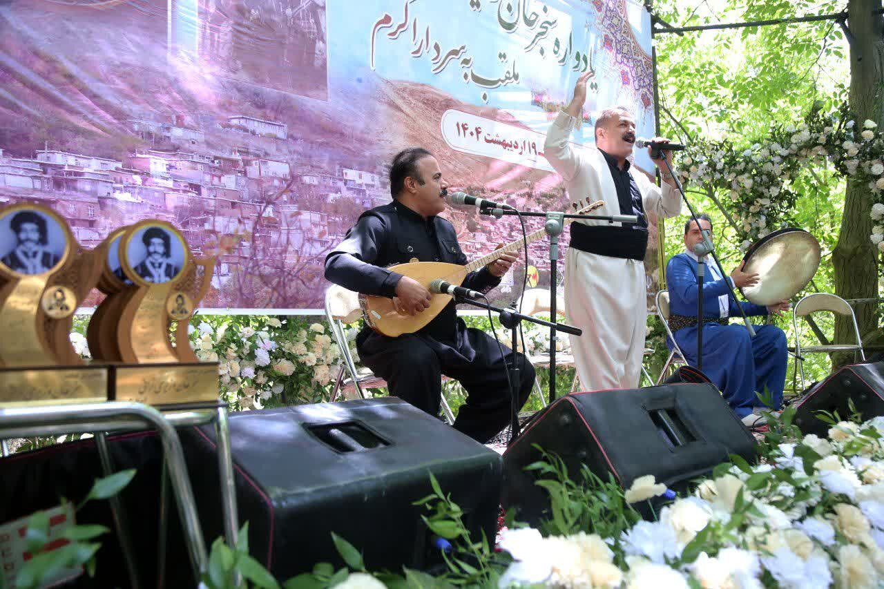 بزرگداشت باشکوه سردار نامی کردستان در زادگاهش نران