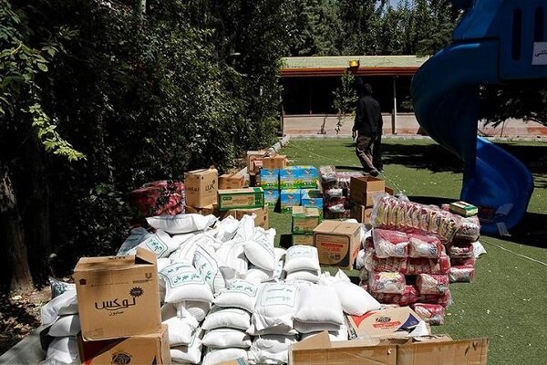 بستههای معیشتی بین خانوادههای زندانیان نیازمند توزیع شد