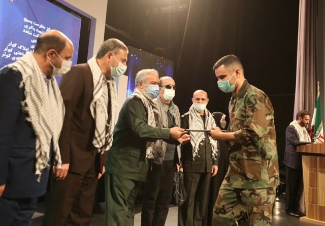 بسیجیان برای حفاظت از انقلاب اسلامی از جان خود گذشتند