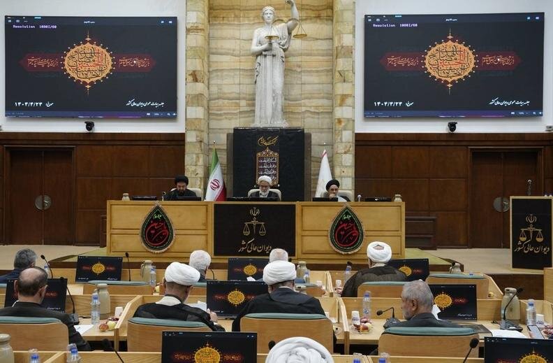 بلاتکلیف ماندن پرونده قضایی بیش از یک سال در شعب غیرقابل توجیه است