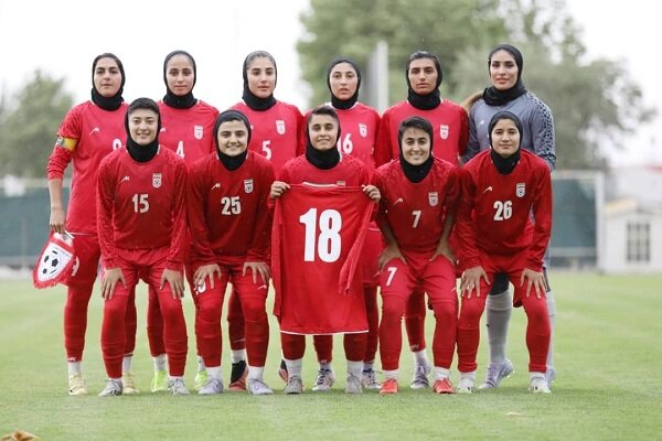 بلاتکلیفی تیم ملی فوتبال زنان ایران در آستانه رقابت‌های مهم آسیایی 