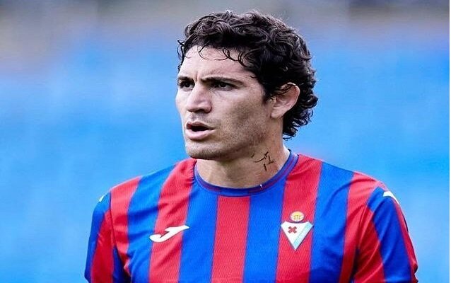 بلاتکلیفی مهاجم جدید استقلال یک ماهه شد/ بلانکو به نکونام نمیرسد