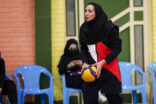 بلوری زاده: شکست تیم والیبال بانوان مقابل هند خارج از تصوربود
