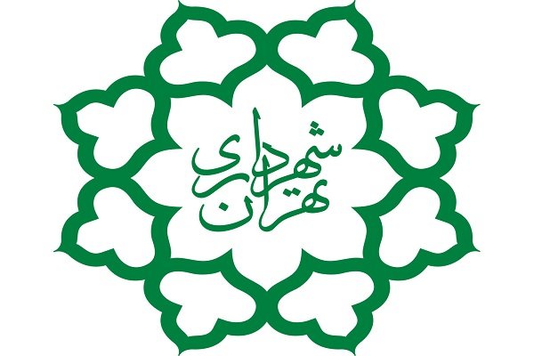 بنرهای اطراف شعب اخذ رای به دلیل ممنوعیت تبلیغات جمع آوری شده است